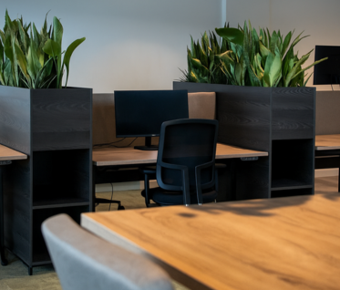 Kasten met plantenbak Kasten met plantenbak